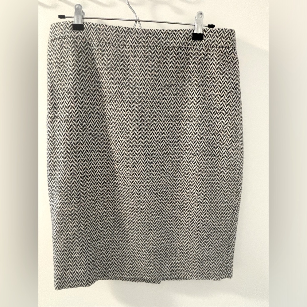J. Crew Tweed Pencil Skirt NWT